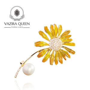 VQ Flower Brooch